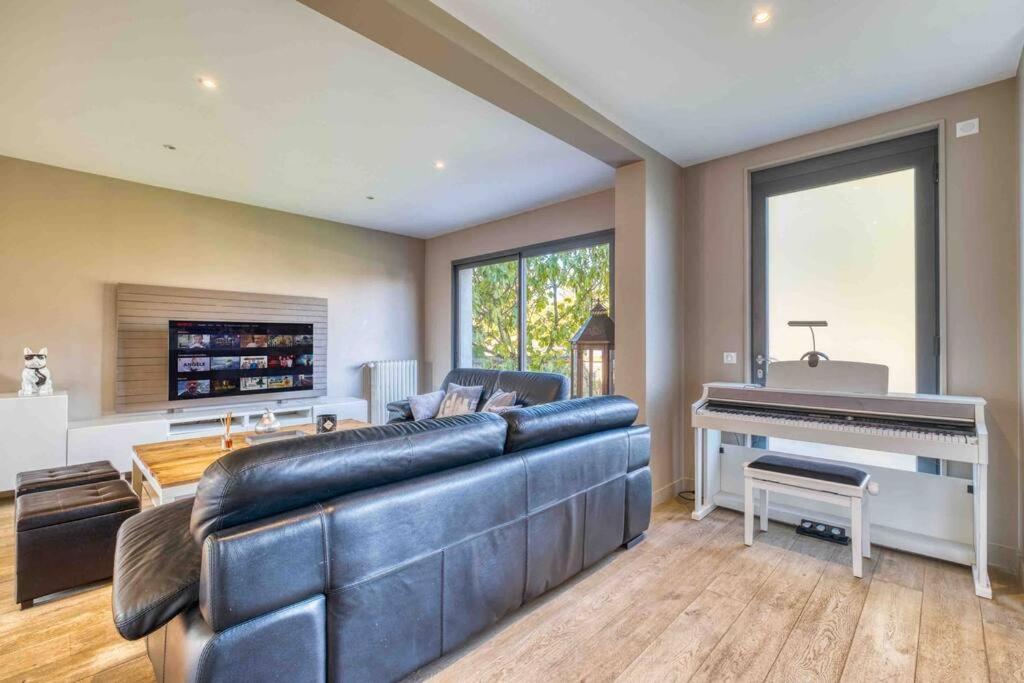 Villa Saint-Mard - King Size Bed - 10Min Aeroport Cdg 25Min Paris By Train Extérieur photo